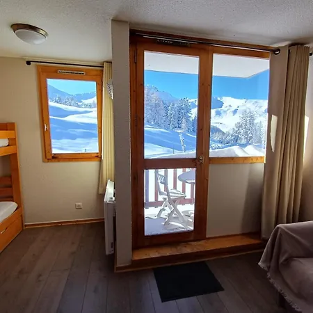 شقة 1 Piece Plagne Village 4 Personnes 2050 M Pied Des Pistes *