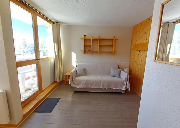 1 Piece Plagne Village 4 Personnes 2050 M Pied Des Pistes * لا بلاني