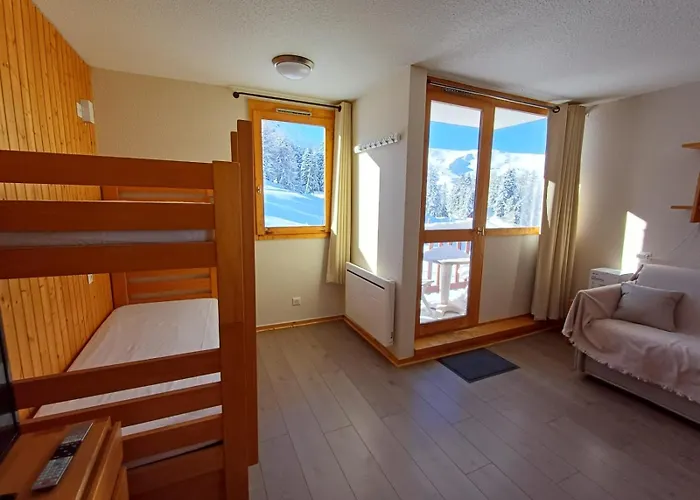 1 Piece Plagne Village 4 Personnes 2050 M Pied Des Pistes Апартаменты *